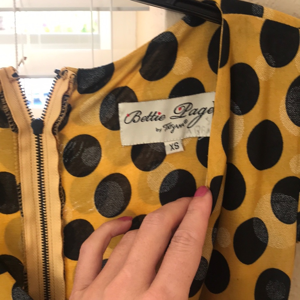 Bettie Page Clothing View 2